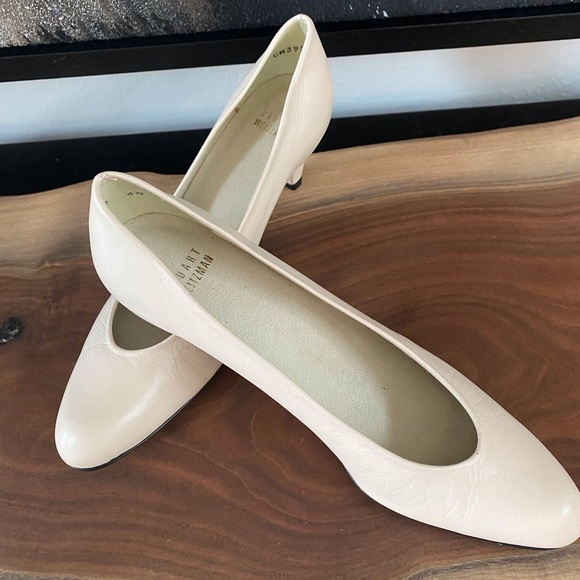 Stuart Weitzman Bone/Ecru Heel, Size 6.5 Medium, New Without Box - Picture 5 of 6